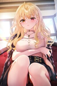 breast_hold heterochromia hoshikawa_sara nijisanji skirt_lift tojo_(natumi1412)