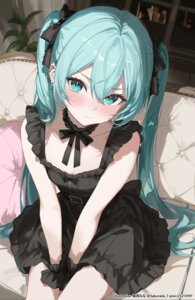 Rating: Safe Score: 62 Tags: dress gothic_lolita hatsune_miku lolita_fashion sakurada_nana vocaloid User: Anonymous