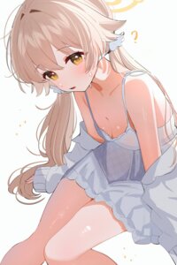 Rating: Questionable Score: 19 Tags: ajitani_hifumi blue_archive halo lingerie loli pajama shusuchii User: KenB