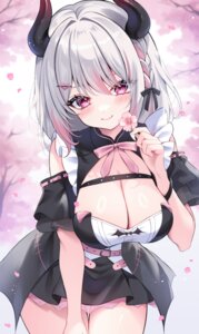 enepuni horns no_bra see_through