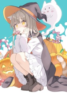 Rating: Safe Score: 10 Tags: animal_ears halloween heels nekomimi seifuku skirt_lift tail tantan_men_(dragon) witch User: Anonymous