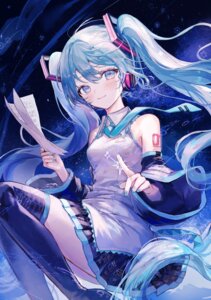 hatsune miku from vocaloid by pipi (hana no orchestra)