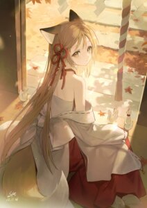 animal_ears kitsune miko spe_(speport) tail
