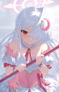 Rating: Safe Score: 26 Tags: blue_archive halo kuchisode morizuki_suzumi no_bra uniform weapon wings User: KenB